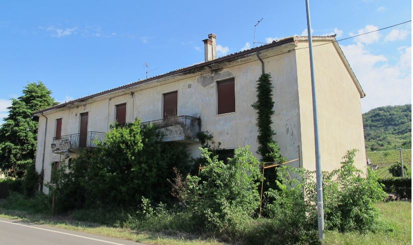 RONCA' - VERONA - DUE PALAZZINE INDIPENDENTI IN ASTA IN VIA MOSCHINA N. 17/19/21