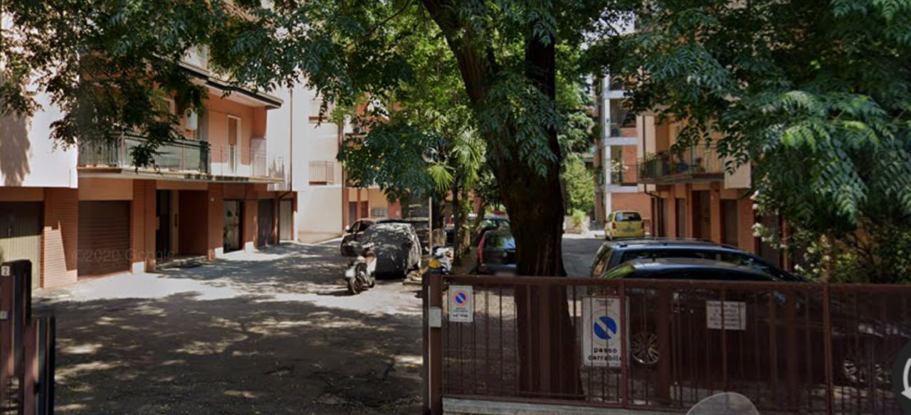 BORGO TRENTO - VERONA - GARAGE IN VENDITA IN VIA CORNO D'AQUILIO N. 1