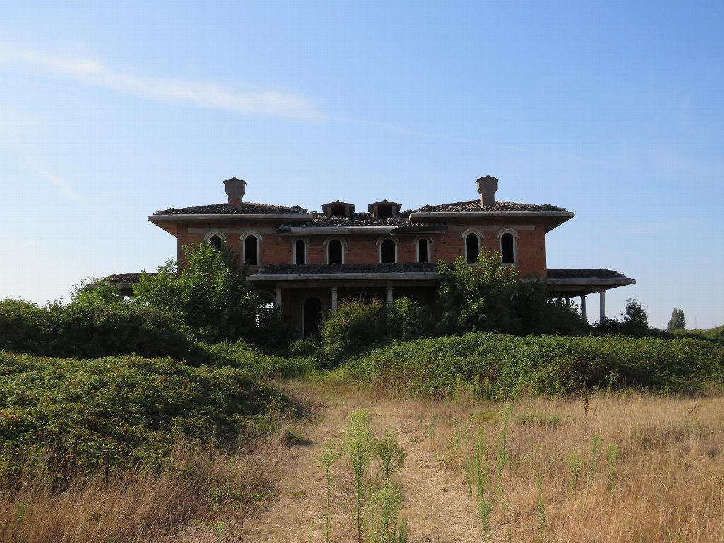SANGUINETTO (VR) VILLA IN CORSO DI COSTRUZIONE IN ASTA IN VIA CA' DE MICHELI 19