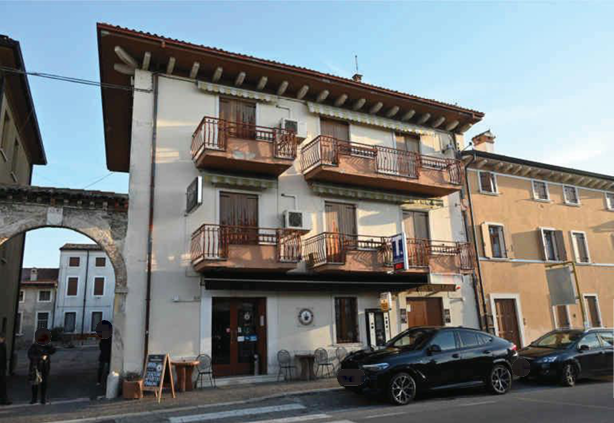 PASTRENGO (VR) 2 ABITAZIONI CON NEGOZI E MAGAZZINO IN ASTA IN VIA DUE PORTE